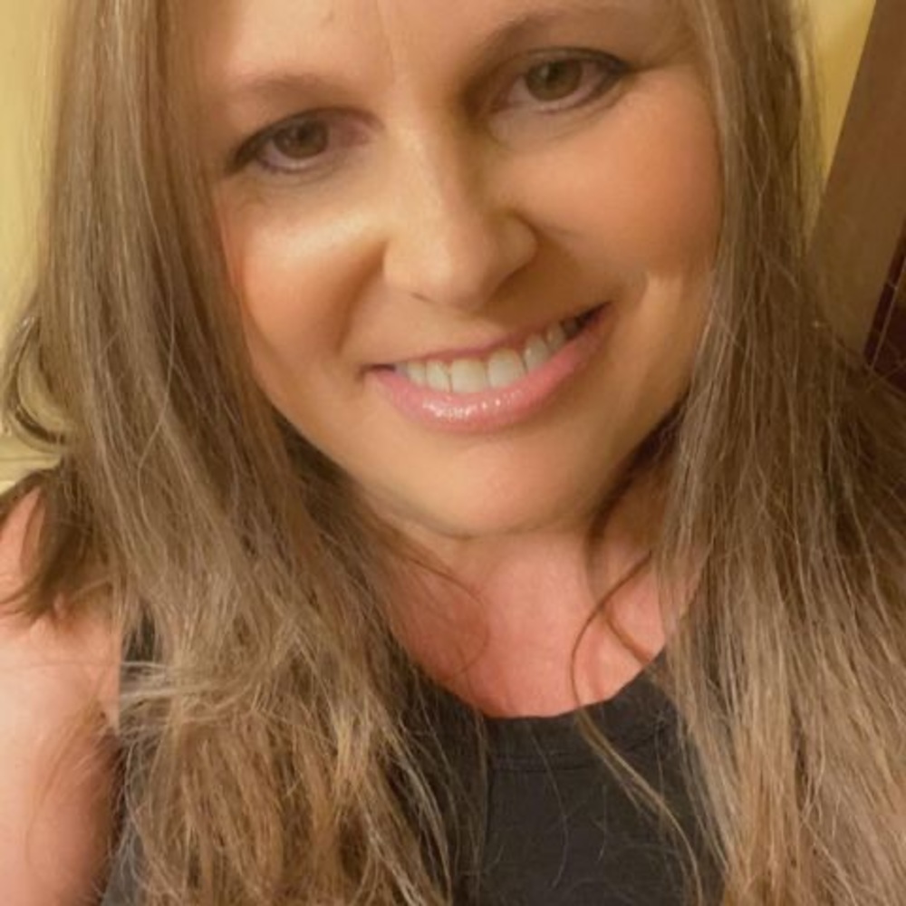 Meet your Posher, Kendra